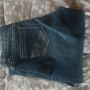 28x32 Rock &Roll womens jeans.